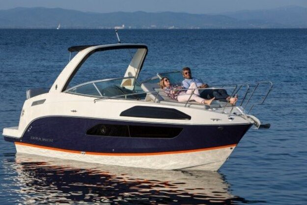 Bayliner Ciera 8 ja muut mallit osoitteesta www.boats.fi